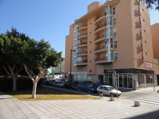 Piso en el centro de Ibiza con vistas despejadas junto al Boulevard abel Matutes  con todas las comodidades y aparcamiento en el mismo edificio.
